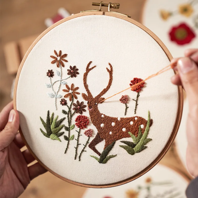 

New hand-embroidered DIY elk flowers simple three-dimensional European materials package cross-border sample living room