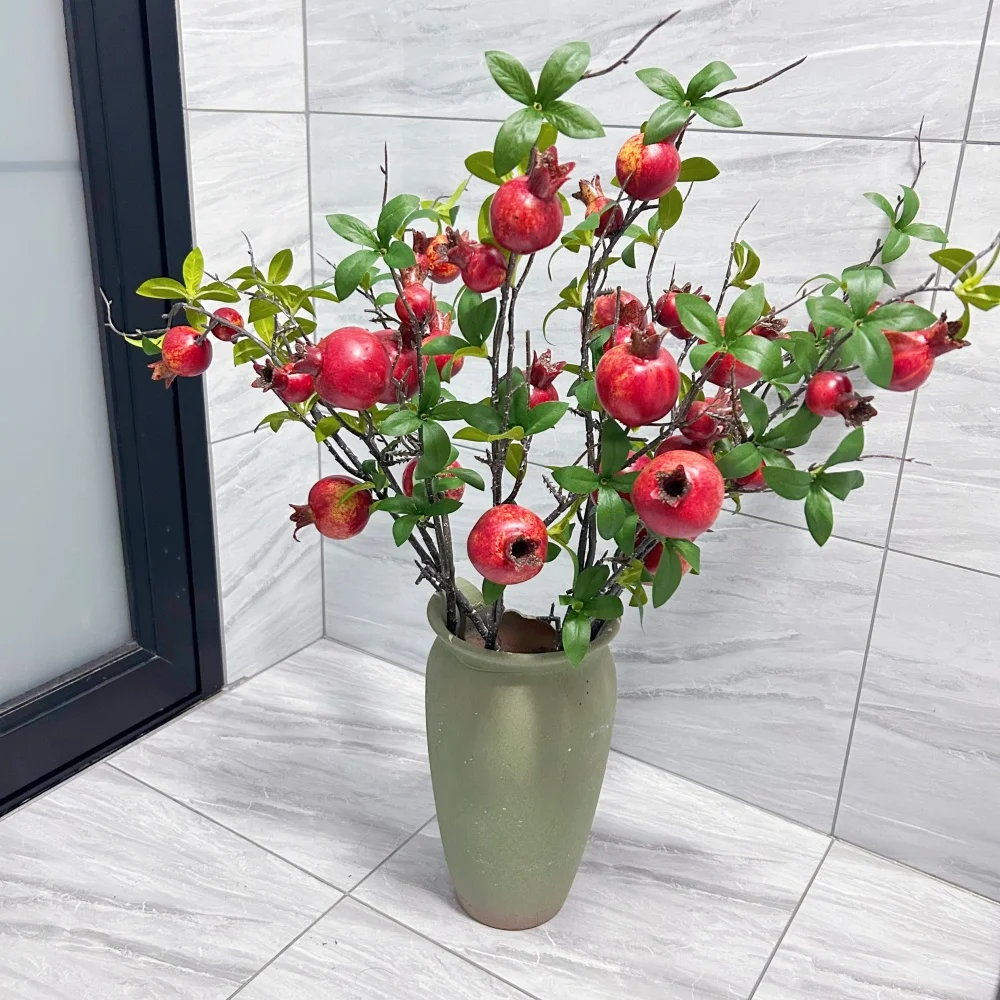 3 Stück lebensechte künstliche Granatapfelblüten mit 6 Früchten, künstlicher Granatapfel, langer Zweig mit grünen Blättern, Raumdekoration für Hochzeiten – Detail 4