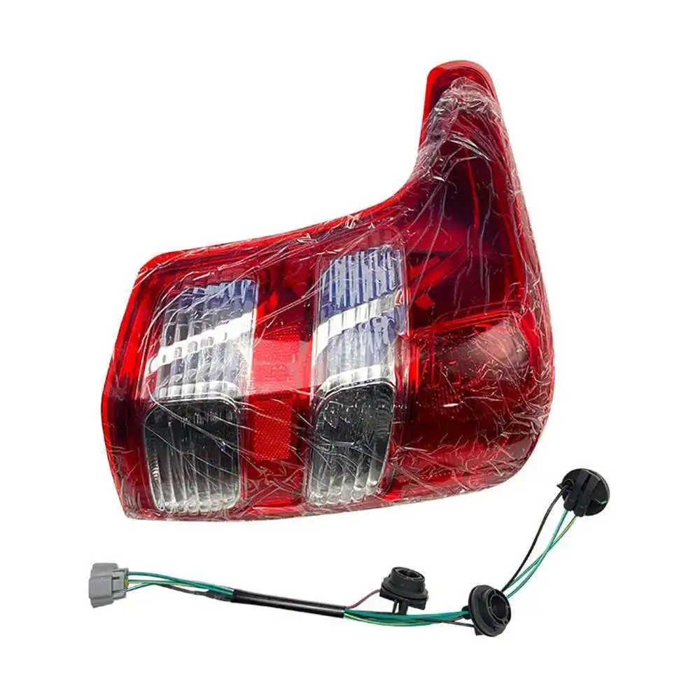 

Пара задних фонарей автомобиля Mitsubishi L200 TRITON 2015-2018 8330A944 8330A943