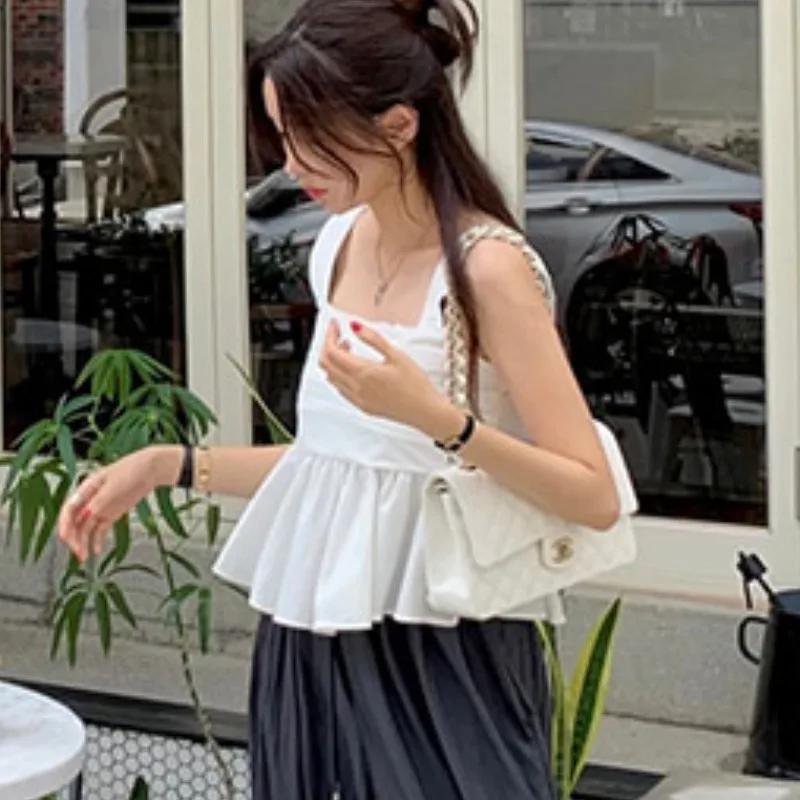 เสื้อกั๊กผู้หญิงรุ่น Sweet Sle Original Version สำหรับฤดูร้อนปี 2025 ดีไซน์เรียบง่าย คอเหลี่ยมผูกเชือก