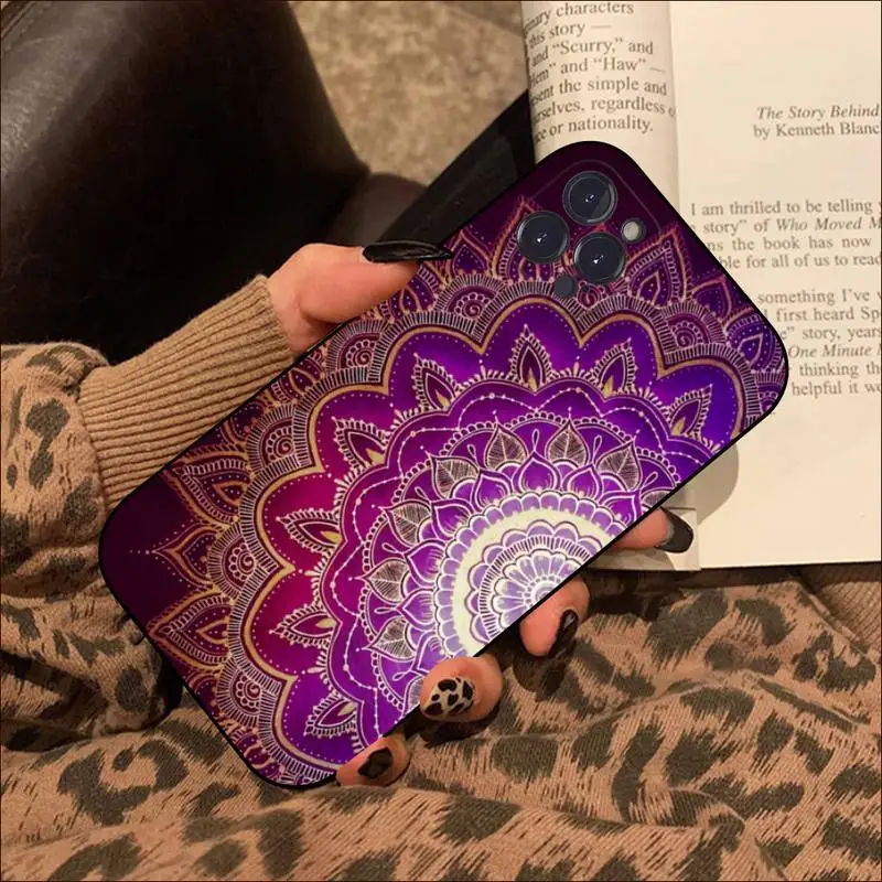 Mandala Flower Phone Case For iPhone 8 7 6 6S Plus X SE 2020 XR XS 14 11 12 13 Mini Pro Max Mobile Case