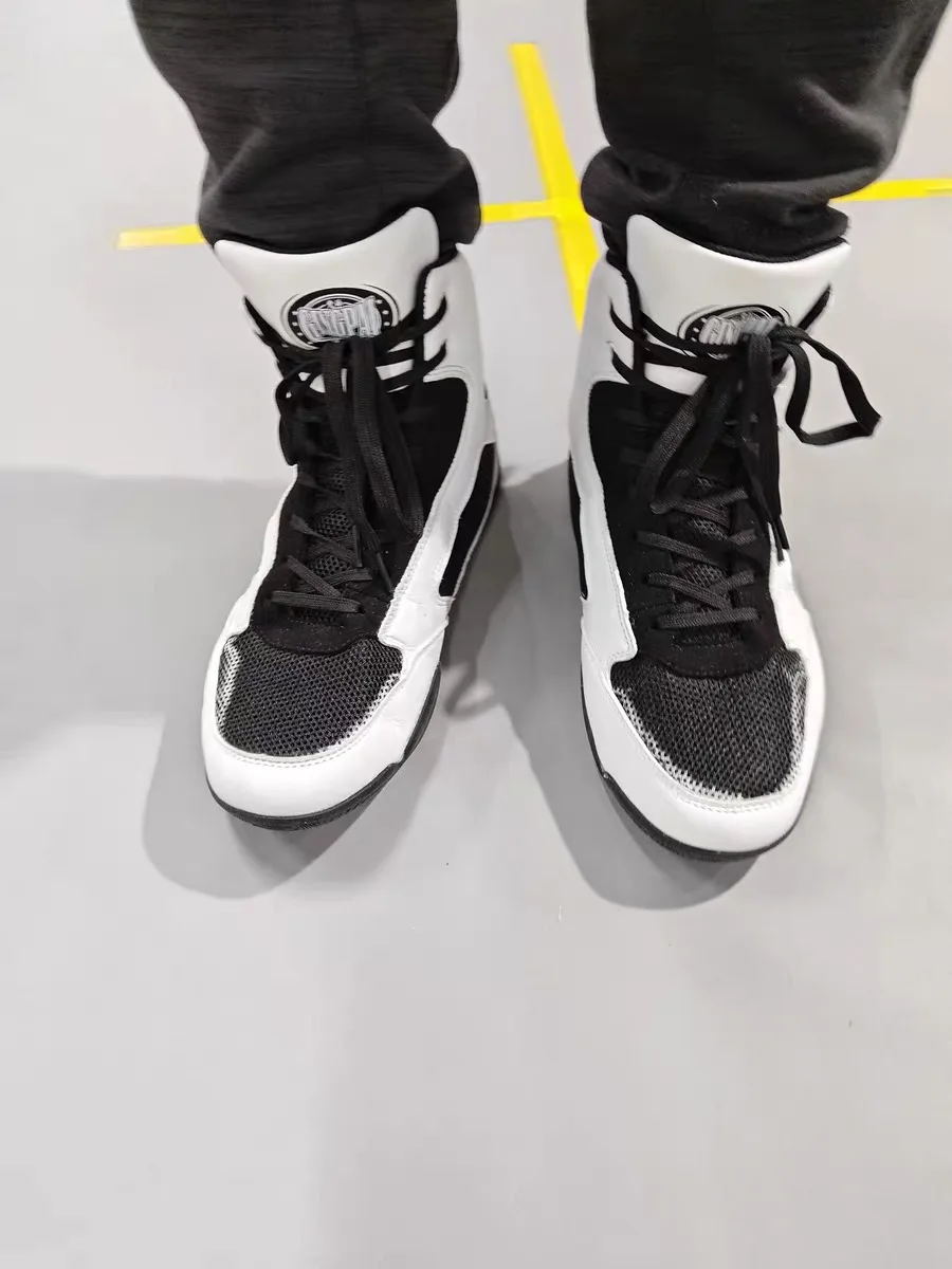 

Men's Wrestling Shoes Breathable Boxing Trainers Unisex Professional Boxing Shoes Sports Casual Footwear