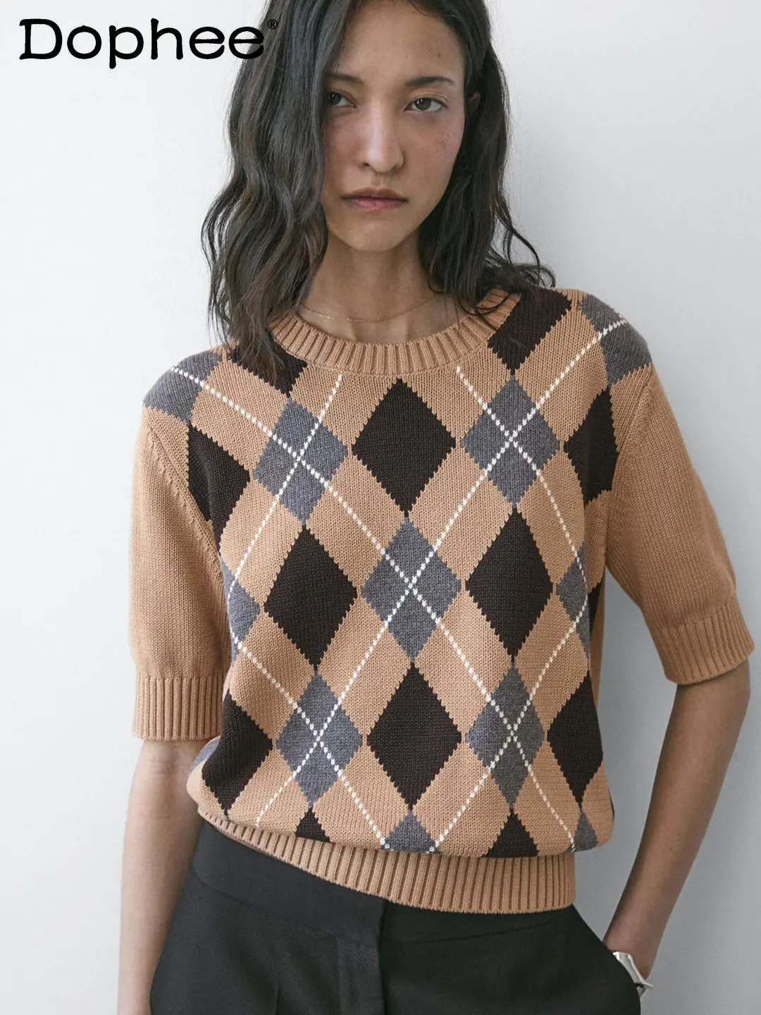 

Spring and Summer 2026 New British Retro Commuter College Style Short-sleeved Round Neck Plaid Pullover Knitted Sweater Women