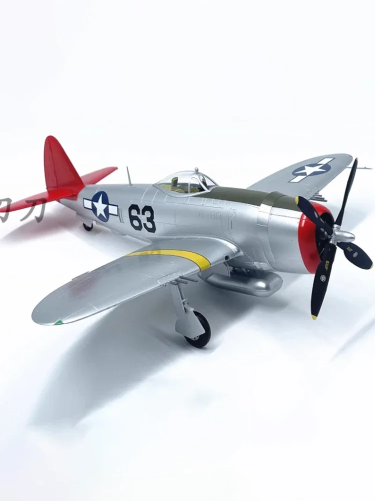 1:48 Scale WW American P47D Thunderbolt fighter Plastic Simulation Finished Model Static Decoration Souvenir Gifts For Adult Boy