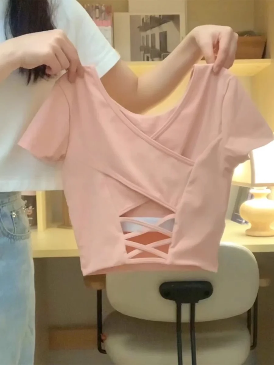 

Женская футболка с перекрестной спинкой, летняя, укороченная, розовая, с коротким рукавом, повседневная, с круглым вырезом, стандартной длины, для стройности, с эффектом уменьшения ширины плеч