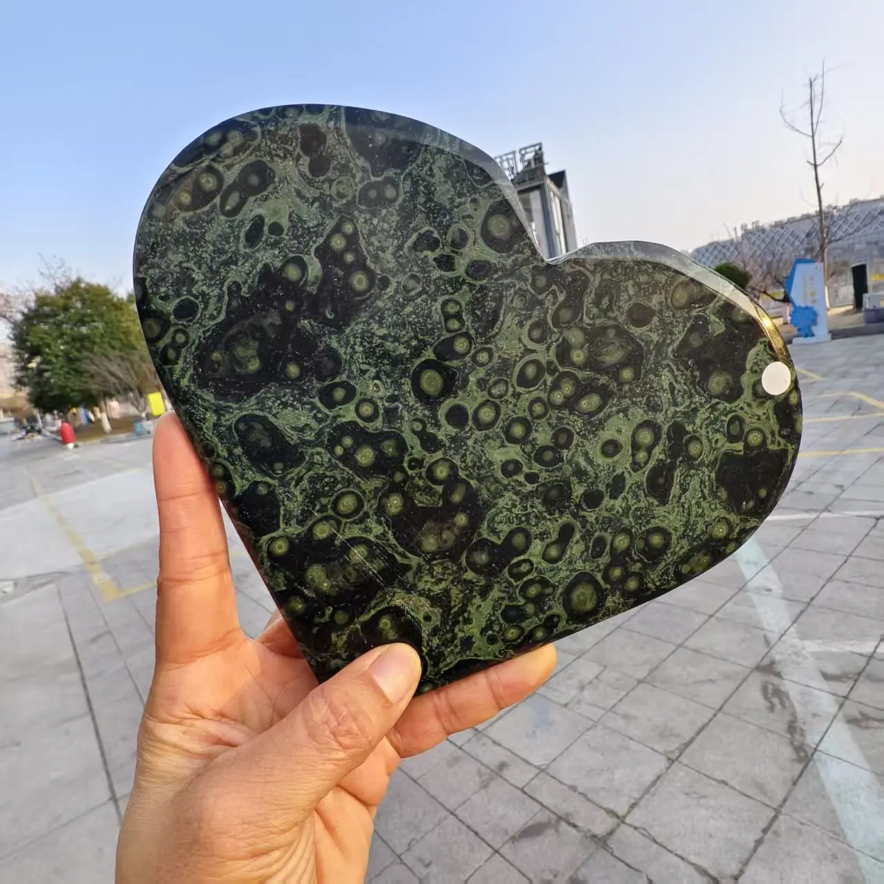 Natural Green Peacock Eyes, Heart, Polished Heart-Shaped Quartz Crystal Peacock Eyes, Mineral Healing