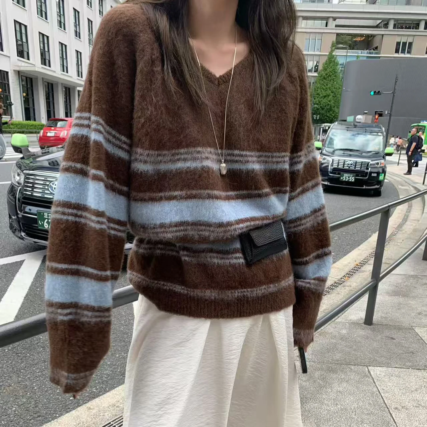 

Y2K Вязаный свитер с V-образным вырезом, многослойная полосатая щетина, универсальный пуловер в ленивом стиле