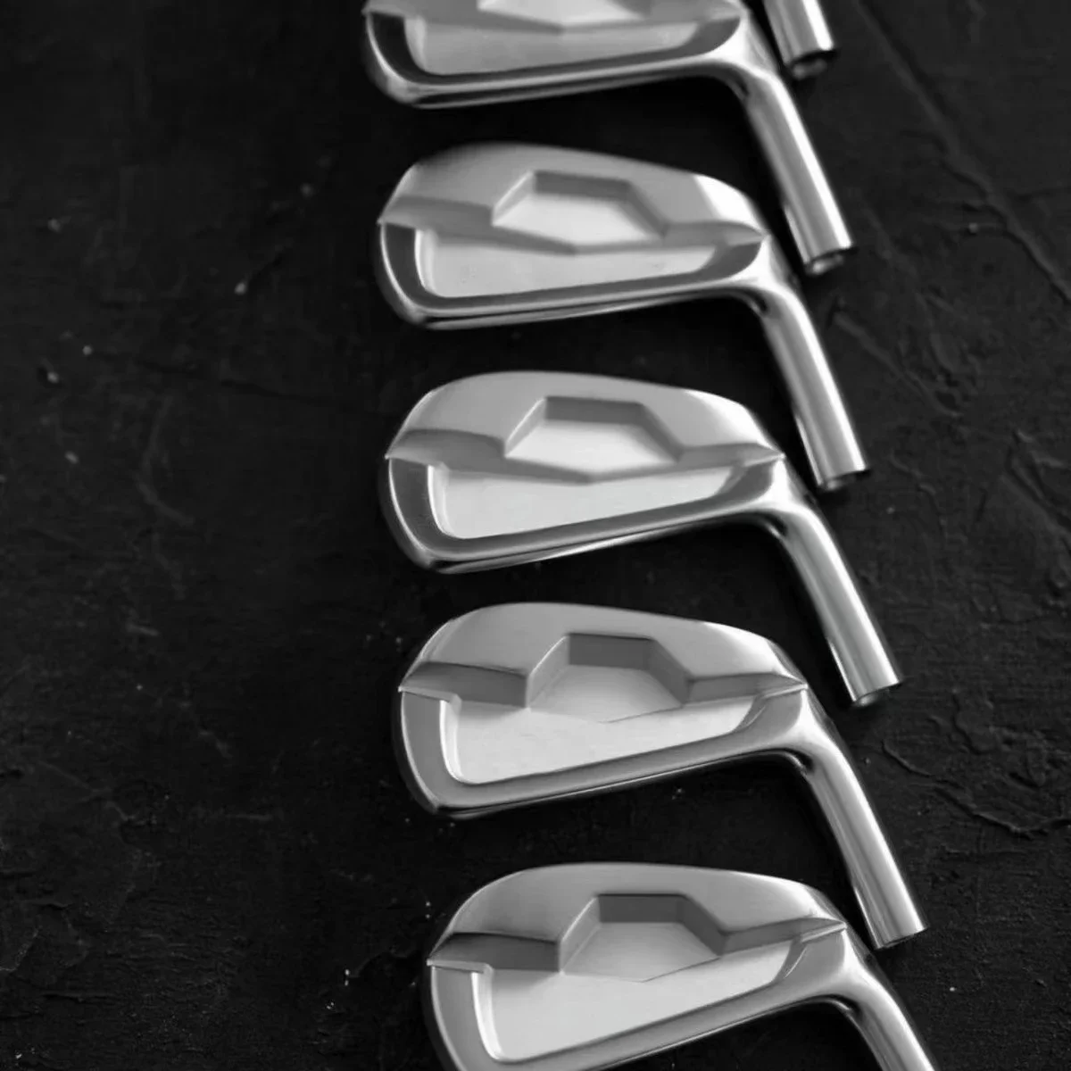 New Mens TC201 Iron Set 201 Soft Iron Golf Clubs Silver Heads With Graphite/Steel Shafts With Headcovers