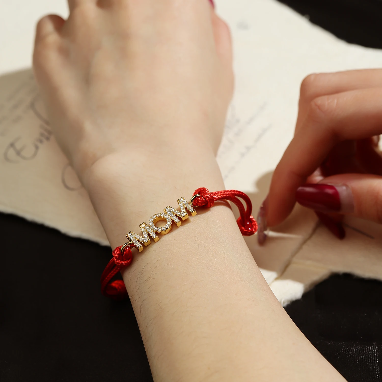 Customized Name Bracelet with Braided Rope Sparkling Date Personalized Name Zircon Bracelet Unique Women's Jewelry Gifts for Mom
