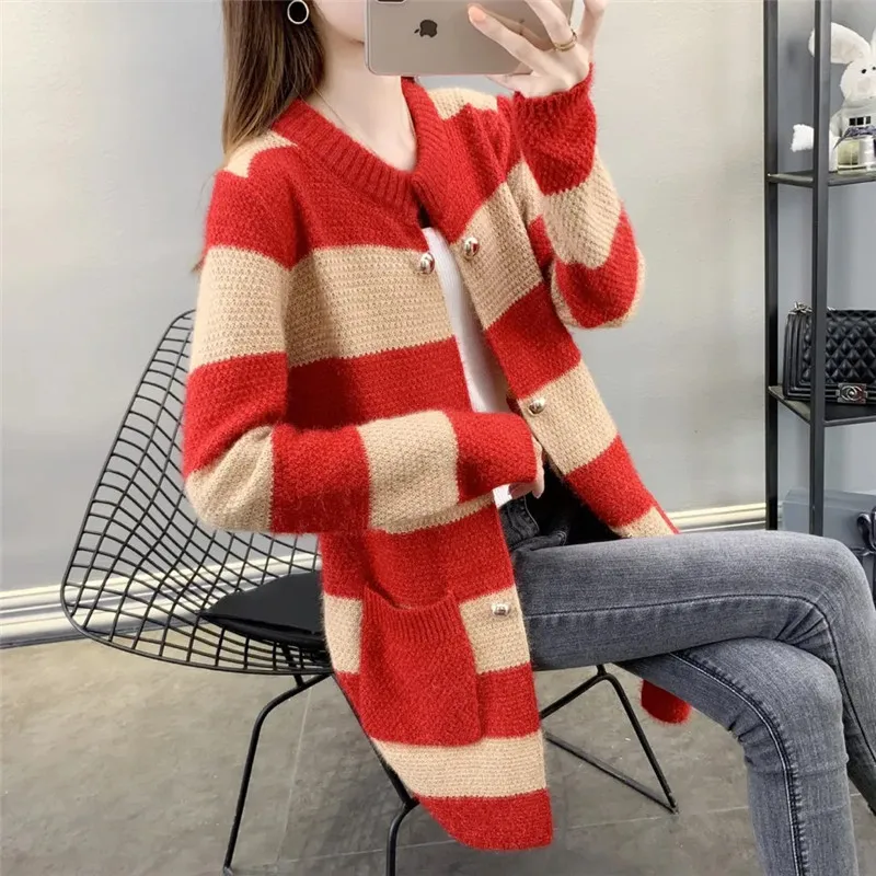 

Stripe Mid-Length Cardigan Sweater Women 2025 Spring Autumn Fashion O-Neck Pocket Soft Knitwear Sweater Cardigans Female B1330