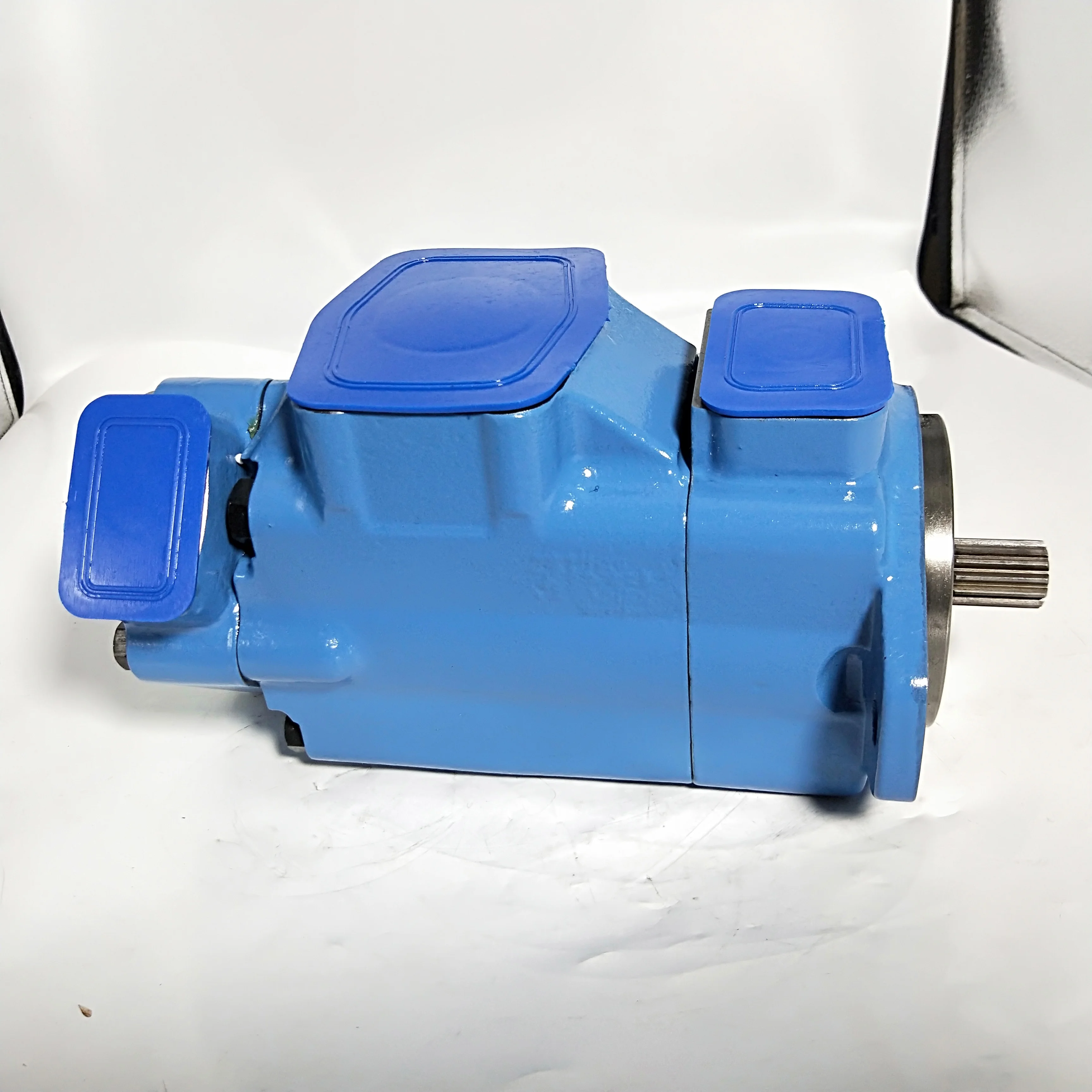 Pompa a palette 4535V 20V8A1B22R 20V9A-1A-22R 20V 8A 1B 22R Pompa a palette 2520V17A5 1CC22R 4535V-60A30-1AA-22R