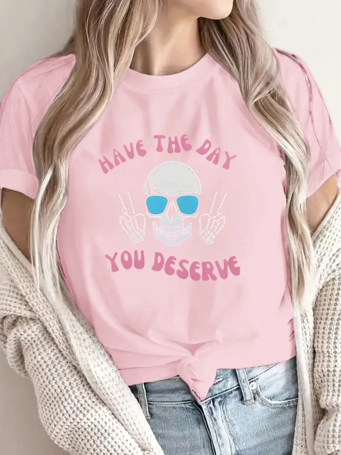 

Gothic Skull and Rose Gold Letter Print, Women's Versatile Fashion T-shirt