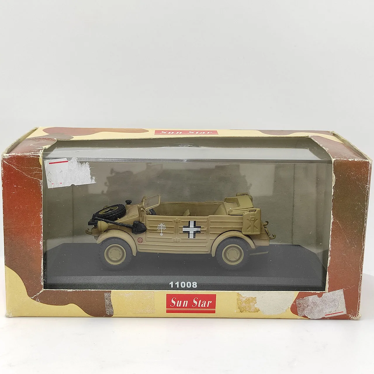 

Box Cracked Diecast SUN STAR 1:43 Scale VWOPEN AFRIKA KORPS Alloy Car Model Collectible Toy Gift Souvenir Display Ornament