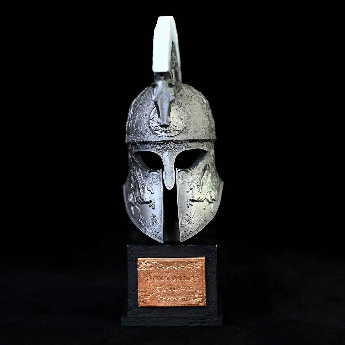 Spartan Steed Helmet Statue 135mm Resin Desk Decor Office Home Art Figurine Gift Collectible