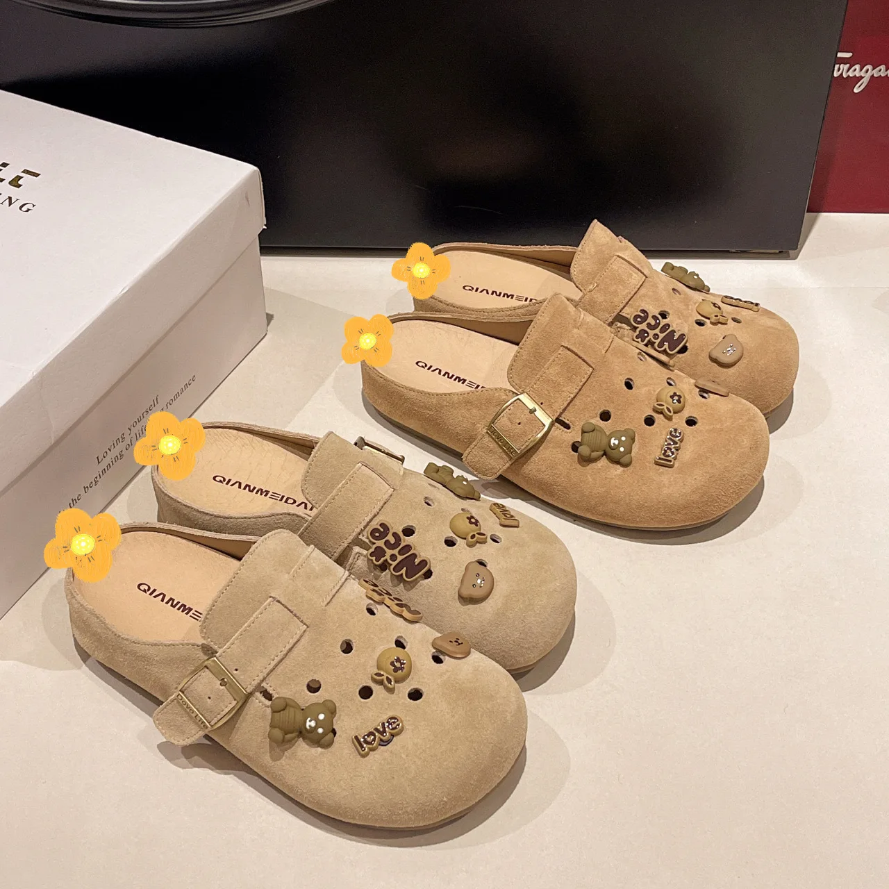 Cute Soft Gum Brown Bear Hole Shoe Charms Accessories Shoe Buckle Detachable Shoes Flower DIY Shoes Decorations