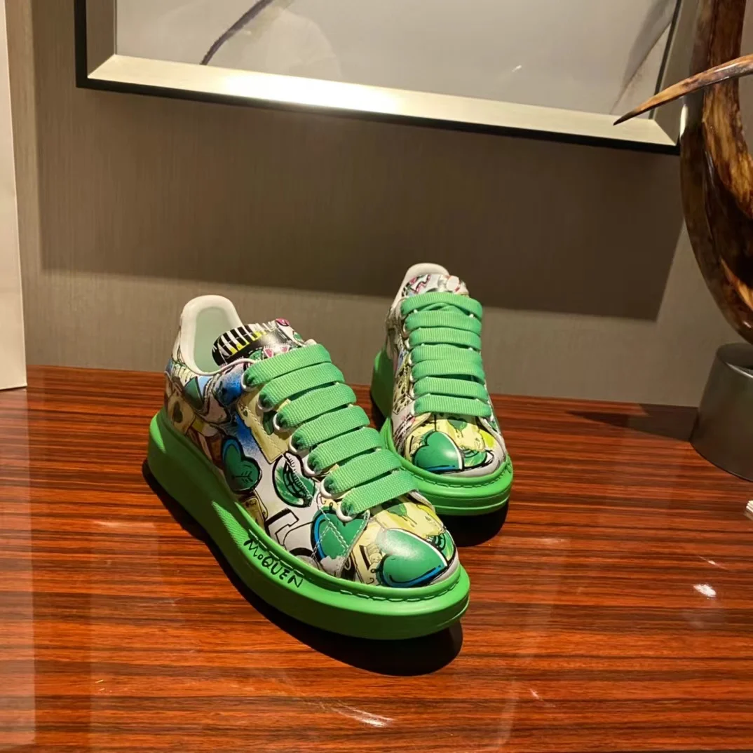 

Handcrafted Man Loafer Shoes Calf Leather Unisex Trainers Round-toe Sneaker Oversized Casual Sneakers Men Outdoor Walking Shoes