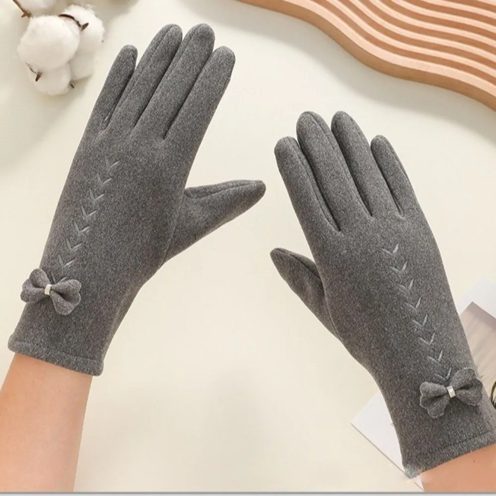 قفازات شتوية قطيفة جديدة شاشة قابلة للمس قفازات كاملة الأصابع تعمل باللمس مقاومة للبرودة قفازات كاملة الأصابع دافئة هدية