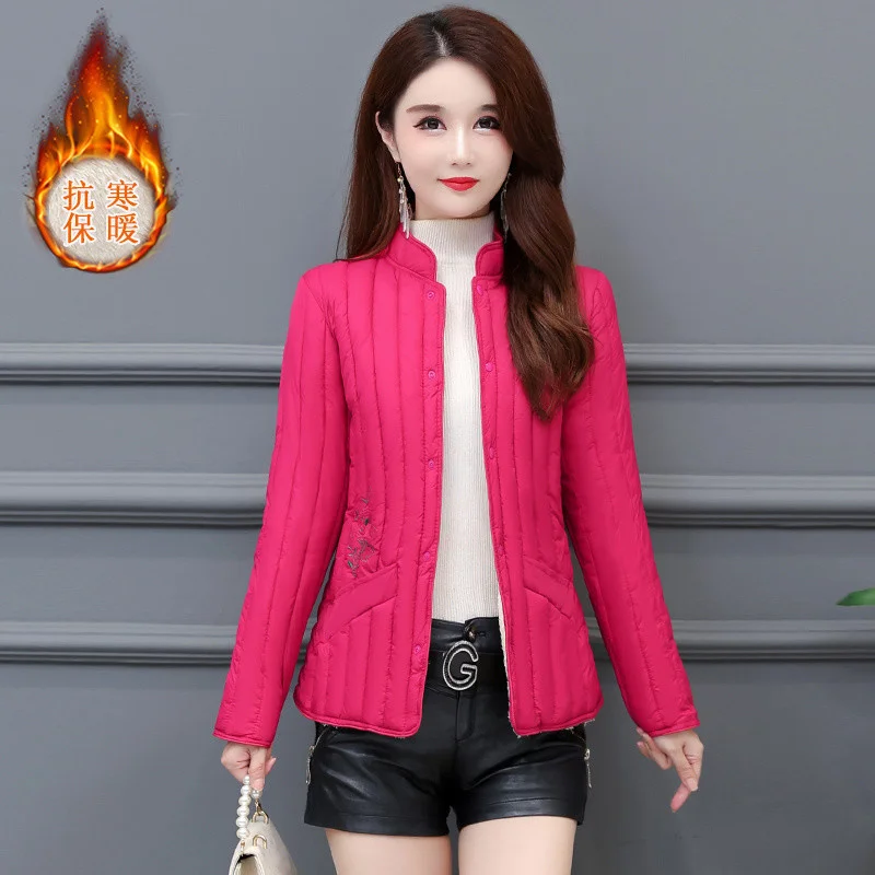 패션 자수 다운 코튼 코트 신상 2025 가을 겨울 벨벳 오버코트 중년 노년 여성 코튼 재킷
