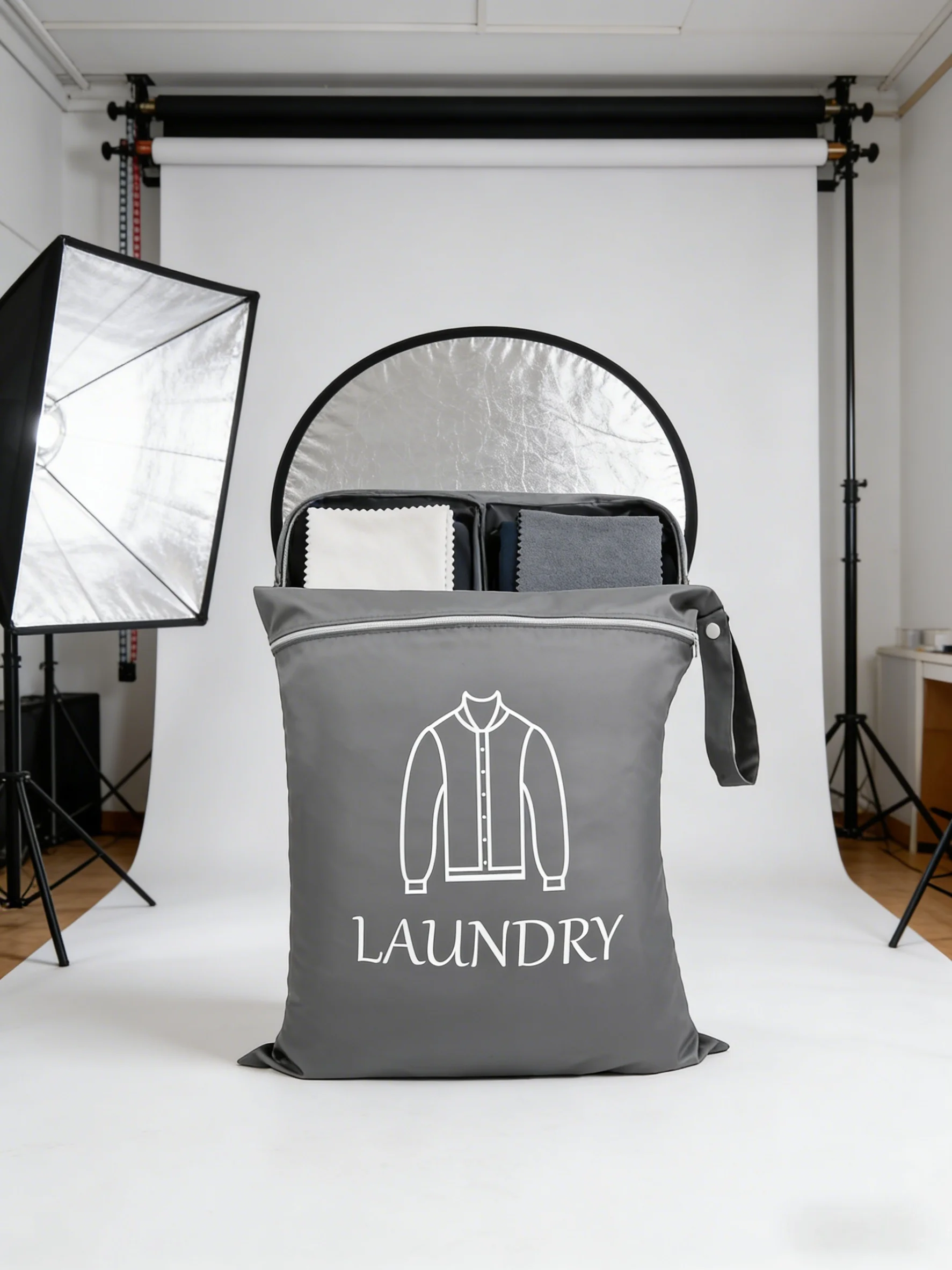 Multiple colors available, travel clothes bag with handle, suitable for washing dirty clothes, can be used for wet and dry swims