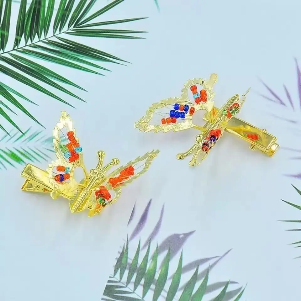 Shaking Wing Butterfly Hair Barrettes, Color Beaded Butterfly Hair Clip, Fashion Ornament for Women Girls view 2