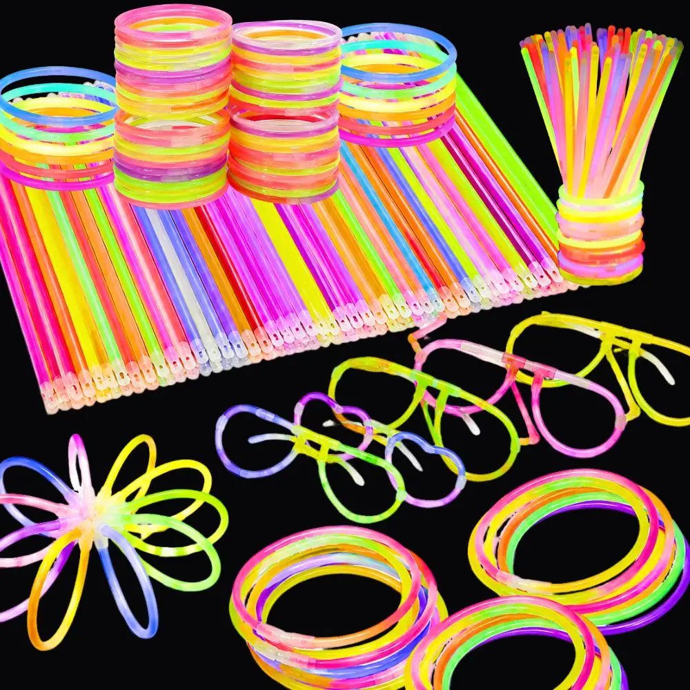 64/121 Stück Mehrfarbige Zufalls-Glow-Sticks Fluoreszierendes Leuchtstab-Set für Nacht-Camping, Rave-Party, Kinderfestival-Geschenk YMY