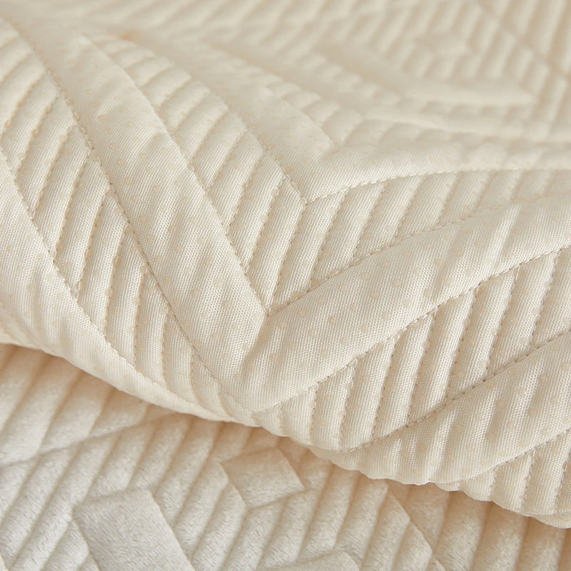 1PC Quilted Embossed Sofa Cushion Reversible Non-Slip Couch Protector Washable Pet Friendly Sofa Cover for Living Room Decor