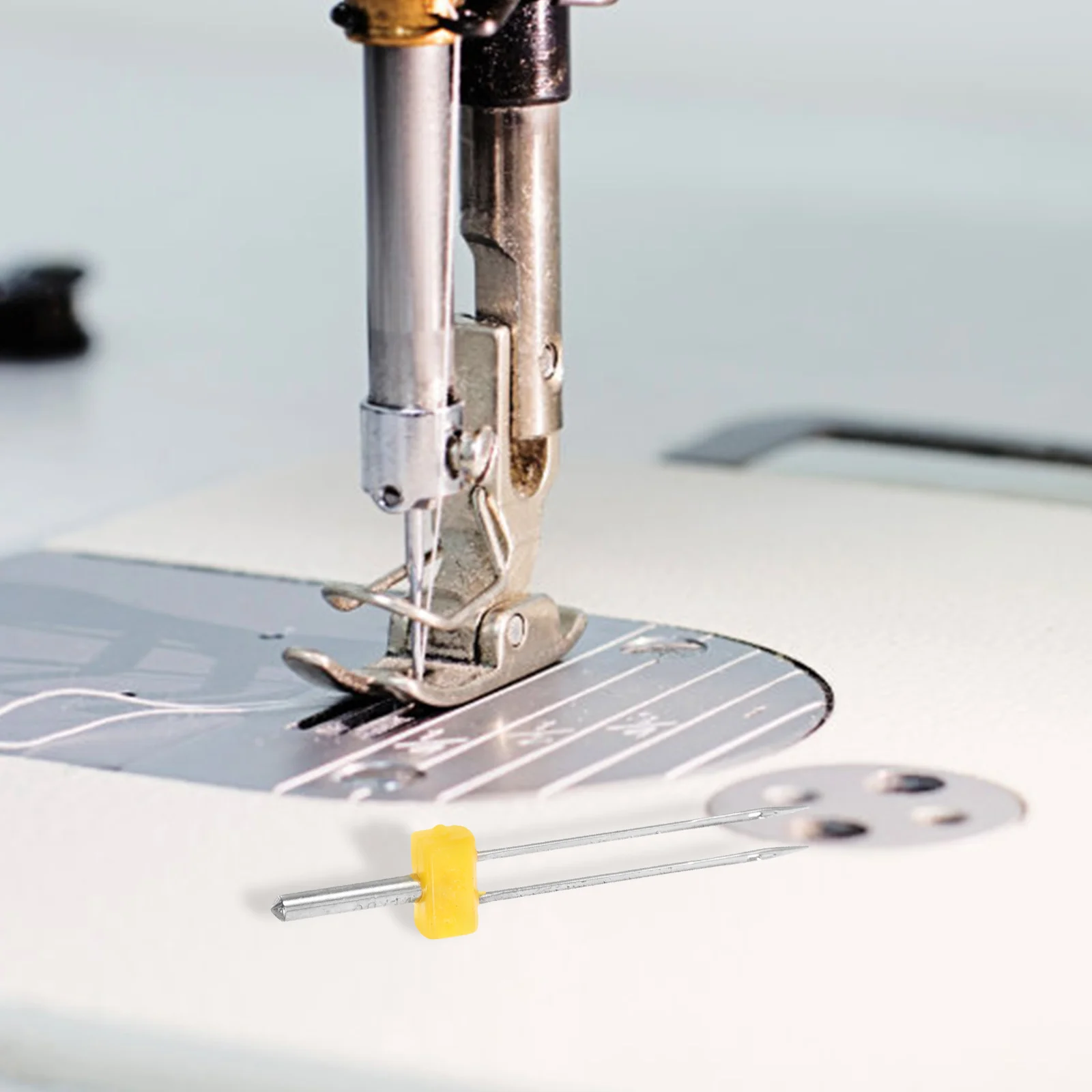 

10Pcs Sturdy Iron Sewing Machine Needles Multi-Function Versatile Household Sewing Tool for Fabric Crafts Twin Needle