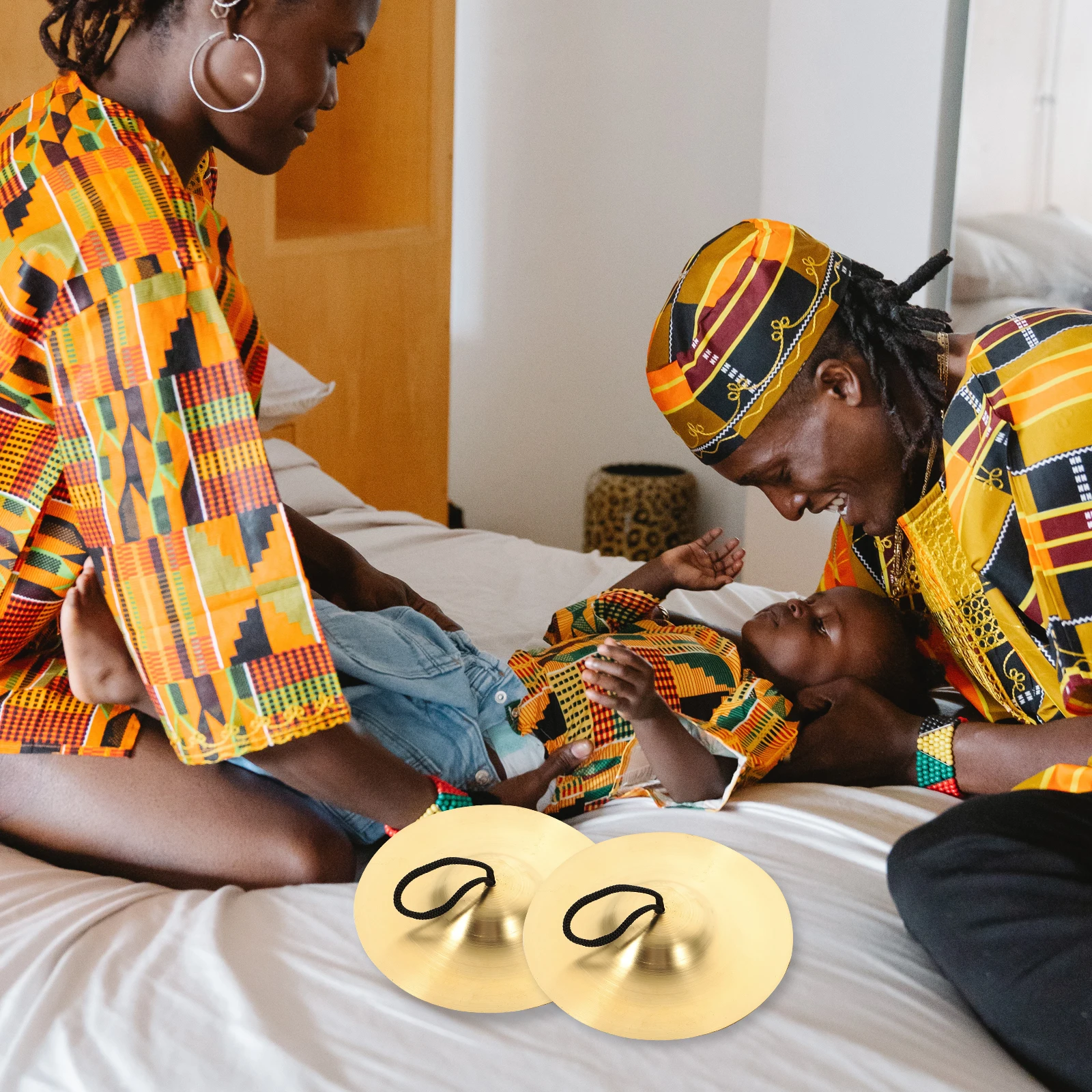 

Copper Cymbals 1 Pair 15cm Diameter Durable Portable Finger Instruments for Kids Belly Dancing Parties Children Toys