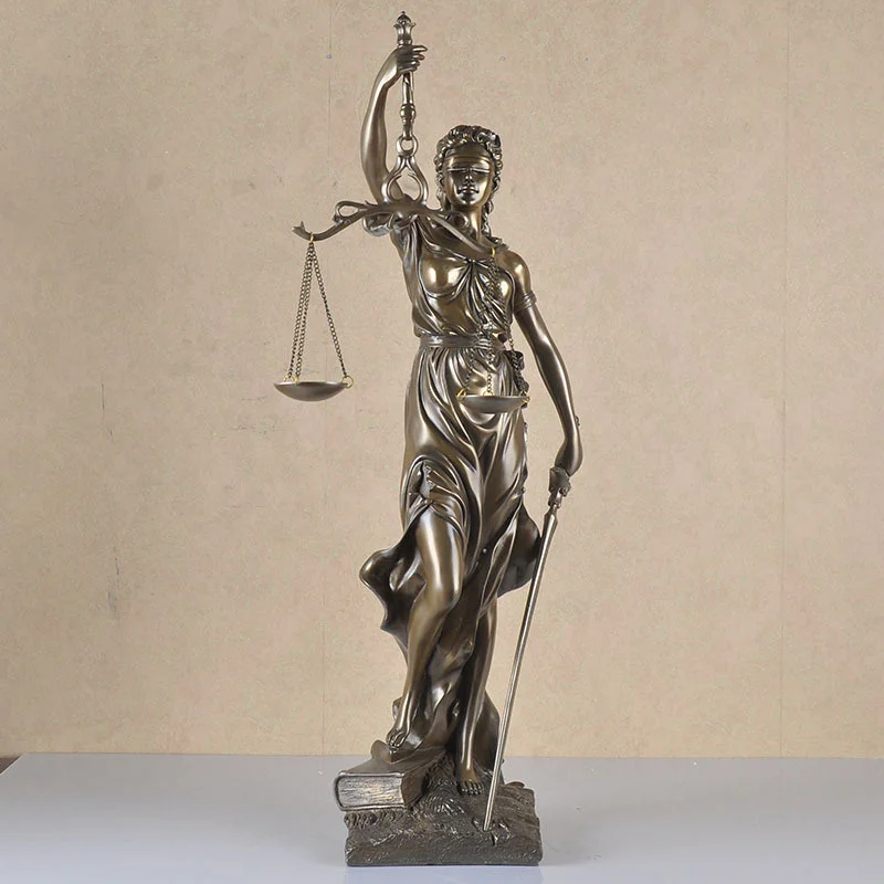 Resin Handicrafts Sculptures and Figurines Balance Ornaments Home Decoration Luxury Classics Cold Cast Copper Goddess of Justice