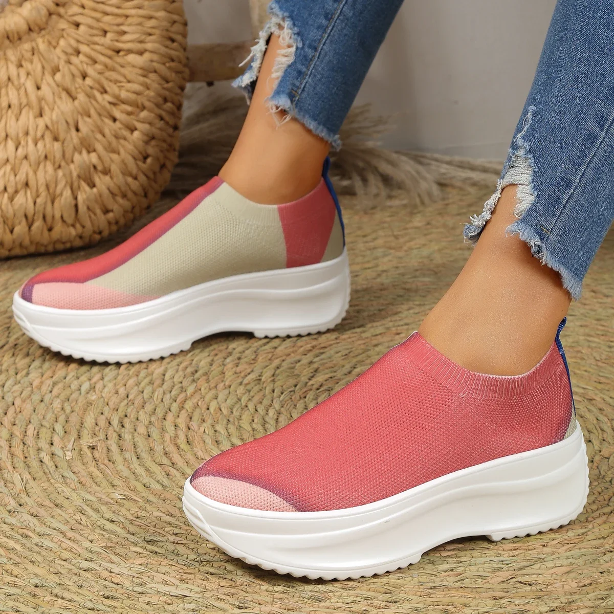 Women\'s 2023 Casual Mesh Breathable Sneakers Spring Autumn Fashion Slip On Round Toed Platform Walking Shoes Plus Size 36-42