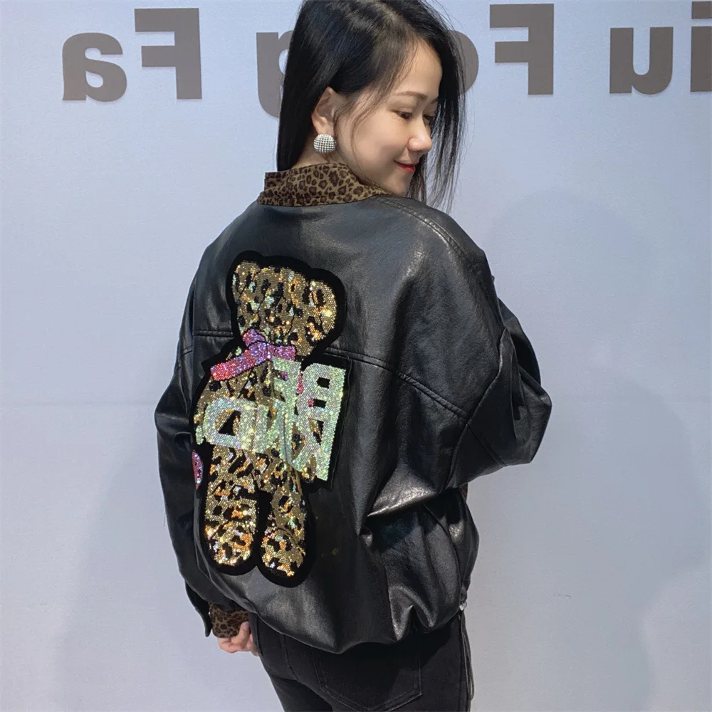 2026 New Autumn Winter All-match V-neck Short Cardigans Coat Hot Diamonds Leopard Patchwork Loose Women Faux Leather Jacket
