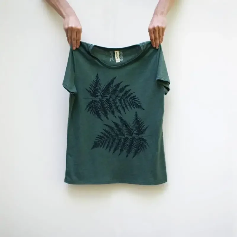 Eco friendly Fern Leaf Screen Print T shirt Forest Green Spring Fashion for Women Hand printed Plant Mom Clothing