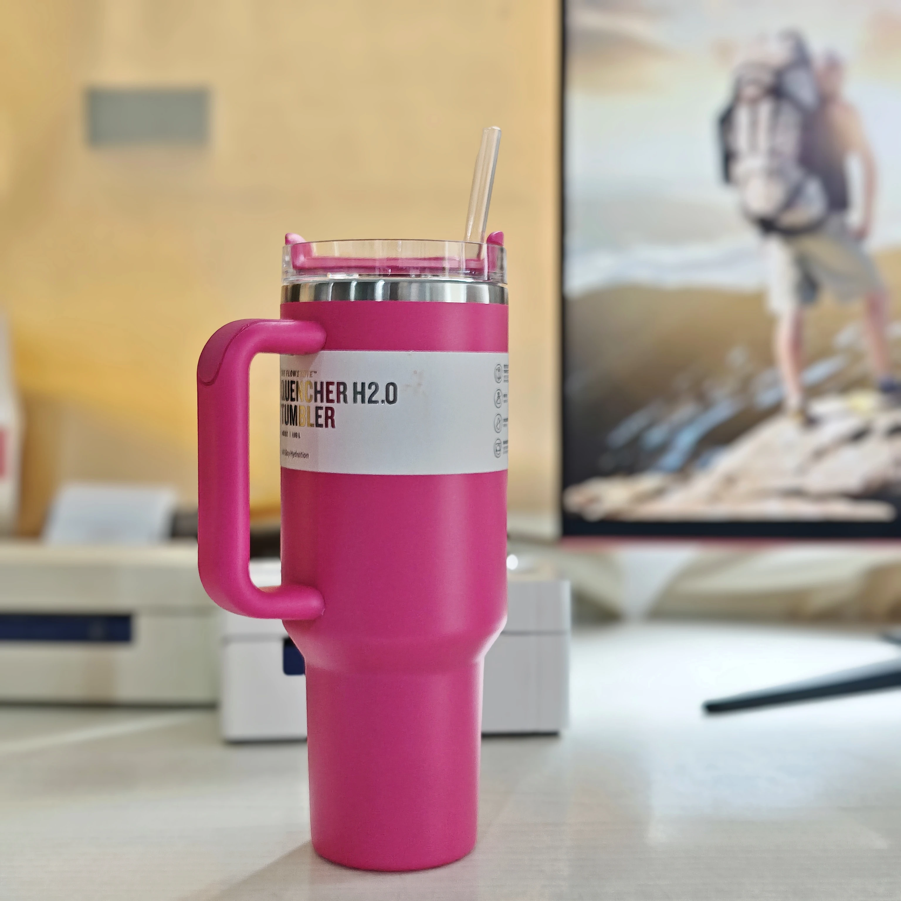 غطاء مع غطاء من القش 30 أونصة/40 أونصة من الفولاذ المقاوم للصدأ معزول للسيارة كوب سفر حراري مزدوج الجدران