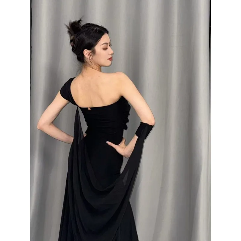 Vestido de baile latino moderno personalizado, vestido de práctica, ropa de clase de rendimiento, Top de hilo revoloteador con hombros inclinados para adultos