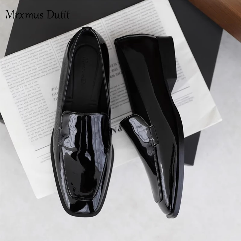 2024 New Women Spring Fashion Square Head Glossy Leather Shoes Solid England Style Low Heel Commute Shoes Female Chic