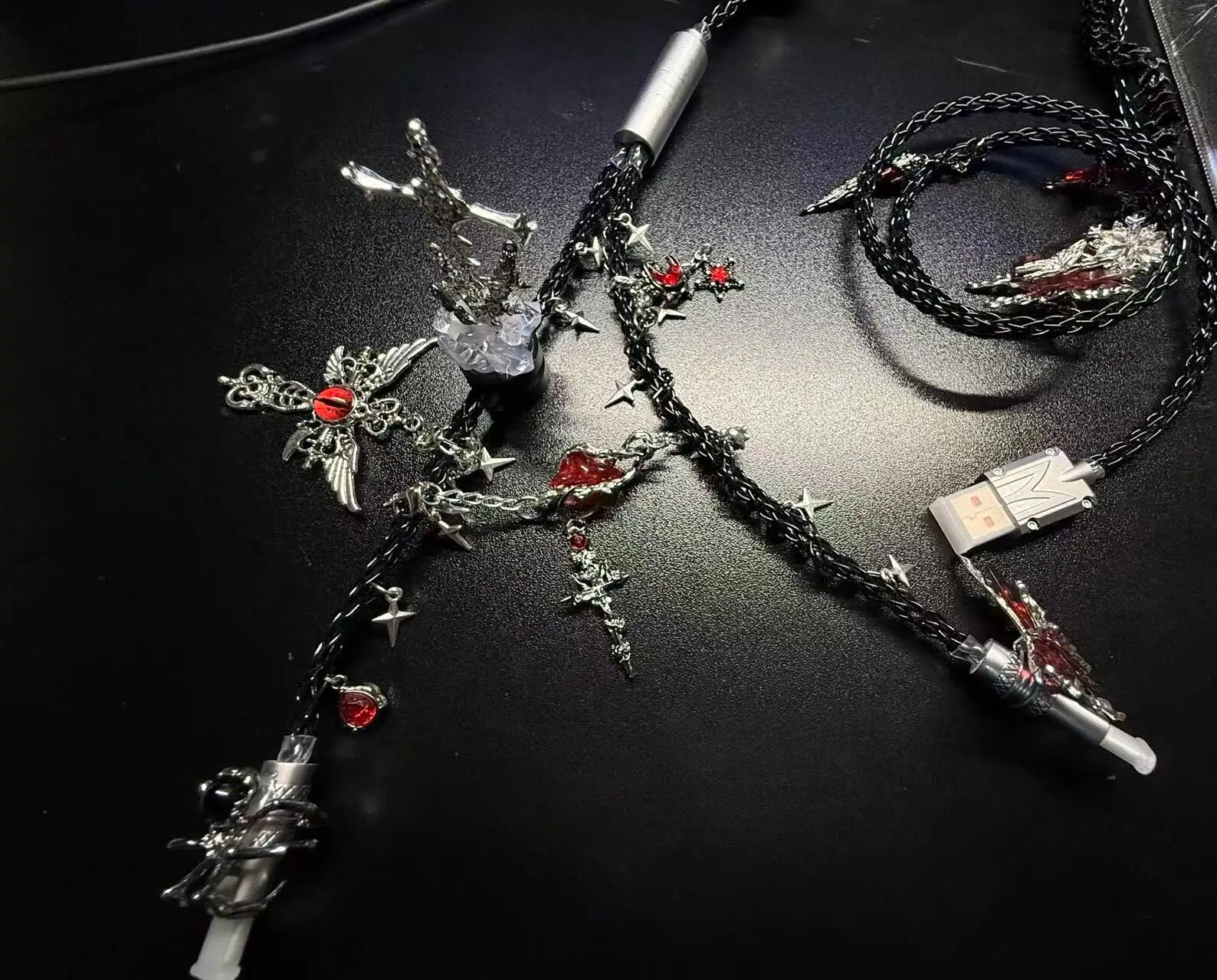Devil's Eye Keyboard Cable Costom 1.3m USB-Type C 8K Glow Keyboard Aviation Plug Cable Black Dragon Keyboard Desktop Decoration