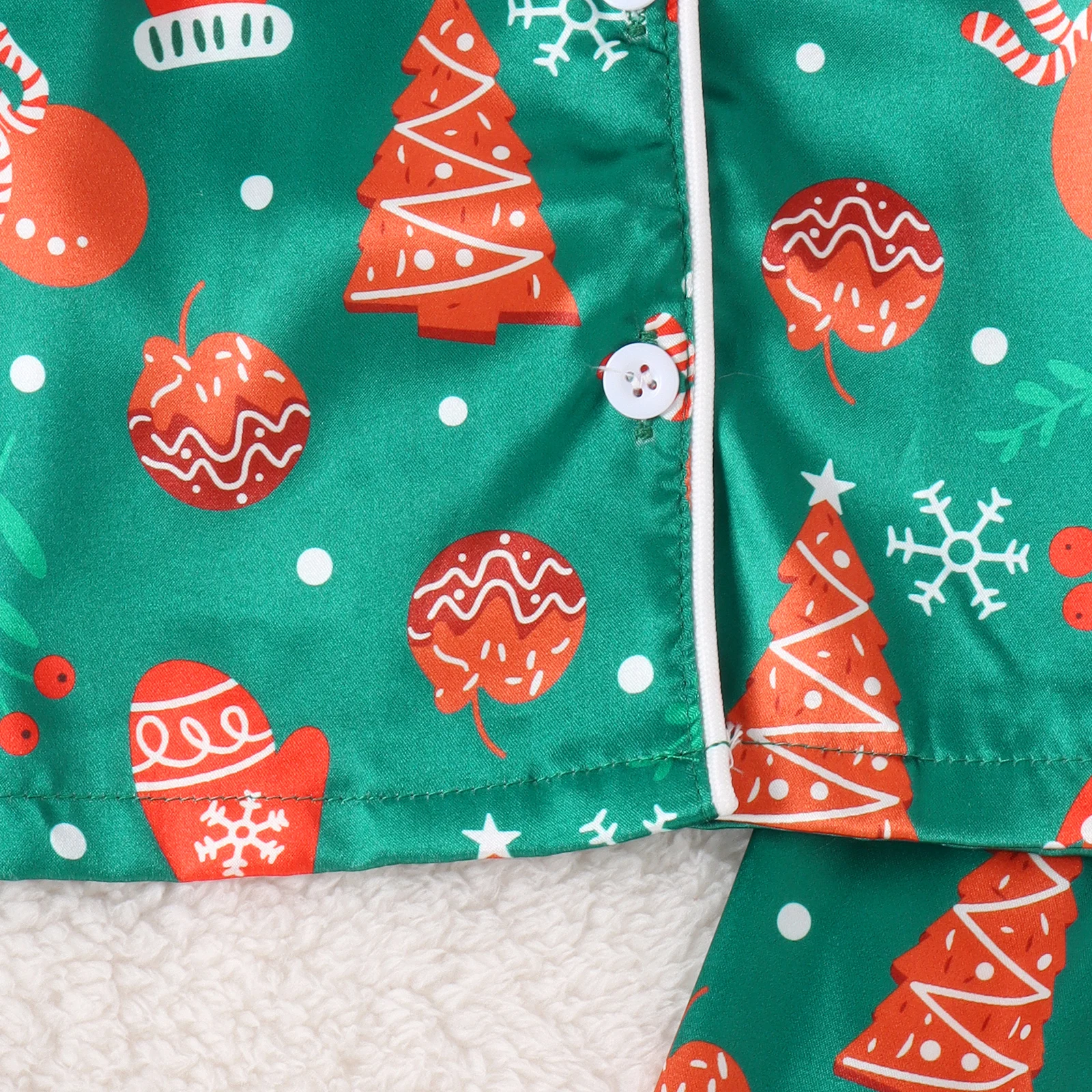 2PCS Autumn Boys, Girls And Babies Aged 1-5 Years Old Casual Loose Santa Print Long-Sleeved Top + Pantsuit