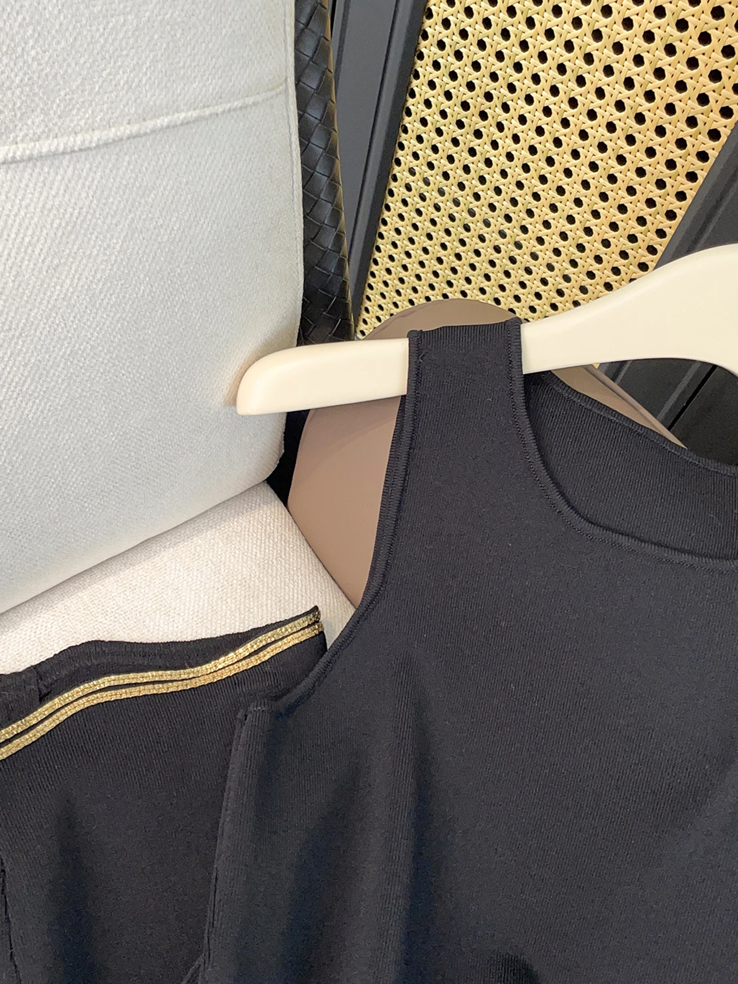 Faionable Mid-Length Vest And Skirt Set for Women Ele Autumn Winter New Arrival High-End Women's Clothing Ensemble