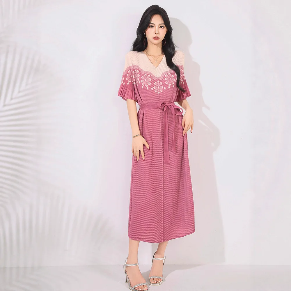 

Miyake Style Fashion Pleated Print Dress Women's V Neck Flared Sleeve Lace Up Waist Retraction Dresses 2025 Summer New Tide