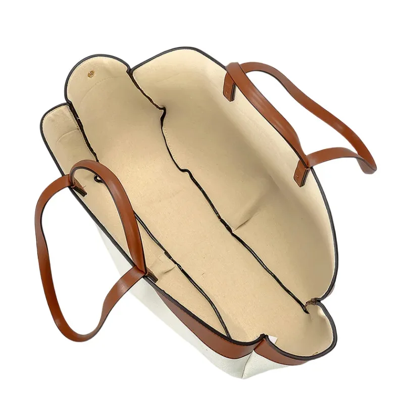 Рисунок 5 - Женская сумка-мессенджер