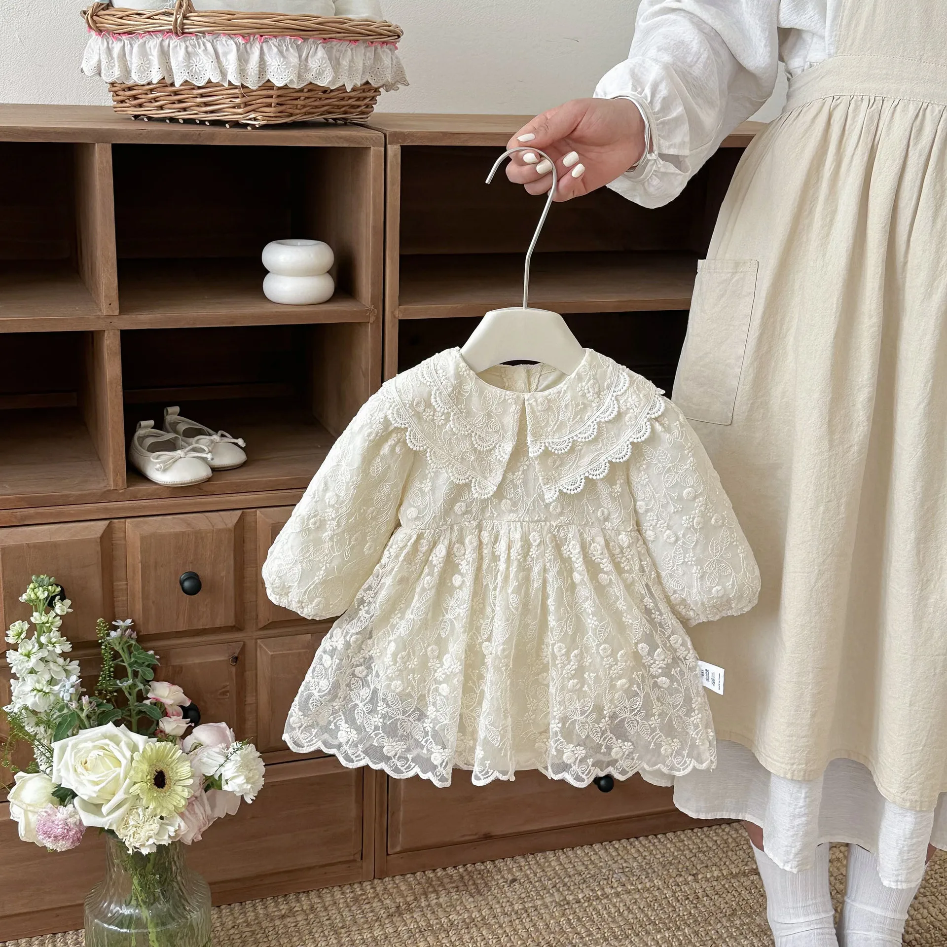 

Весенний корейский комбинезон-боди с длинными рукавами для девочек 3-24 месяцев, абрикосовое кружевное платье для малышей, коллекция 2026 года