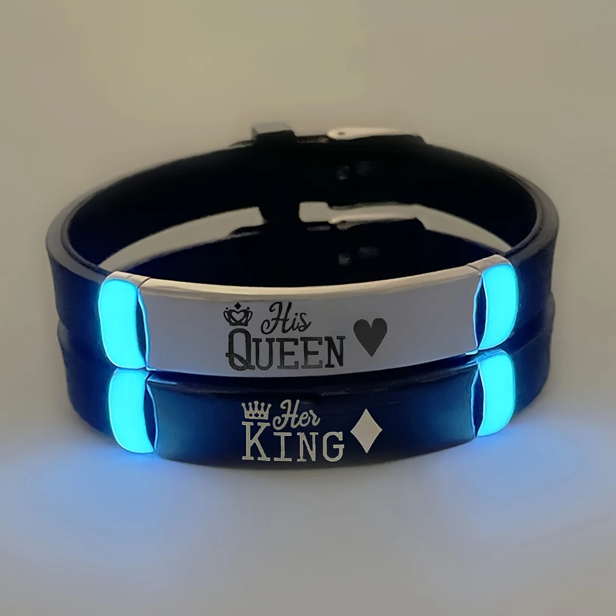 2 Pieces Red Heart Diamond Her King His Queen Crown Luminous Couple Bangle for Wedding Fashion Classic Jewelry