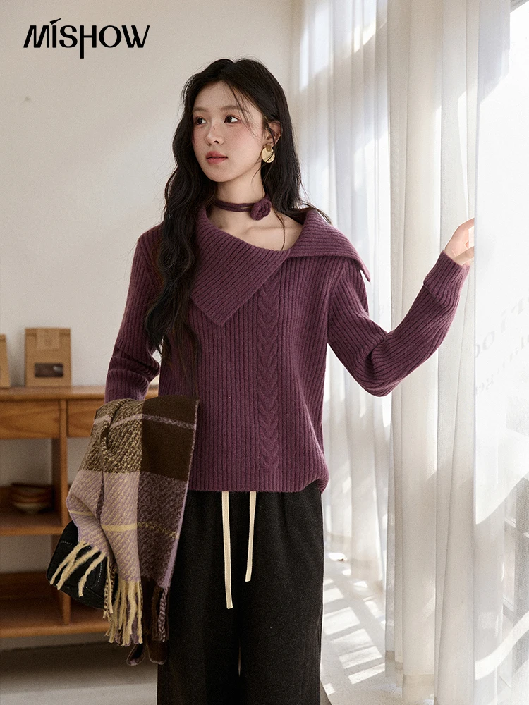 MISHOW غير المتماثلة التلبيب طوق سترة المرأة شتاء 2025 رومانسية الأرجواني انفصال الرقبة حزام زهرة محبوك سترة MXE90Z2820