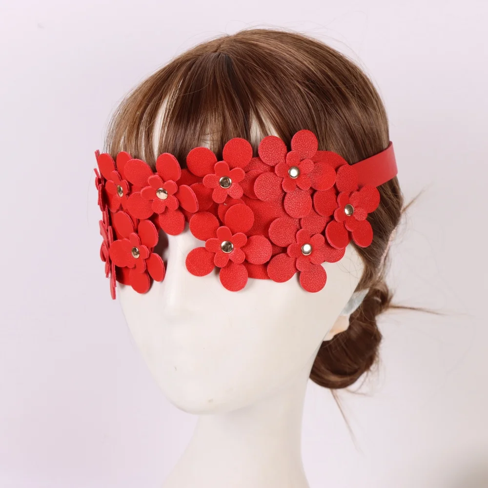 Red Flower Decorated Eye Mask Fashion Party Ball Mask Sexy Half-Face Cover Masquerade Prop Festival Performance Photo Accessory