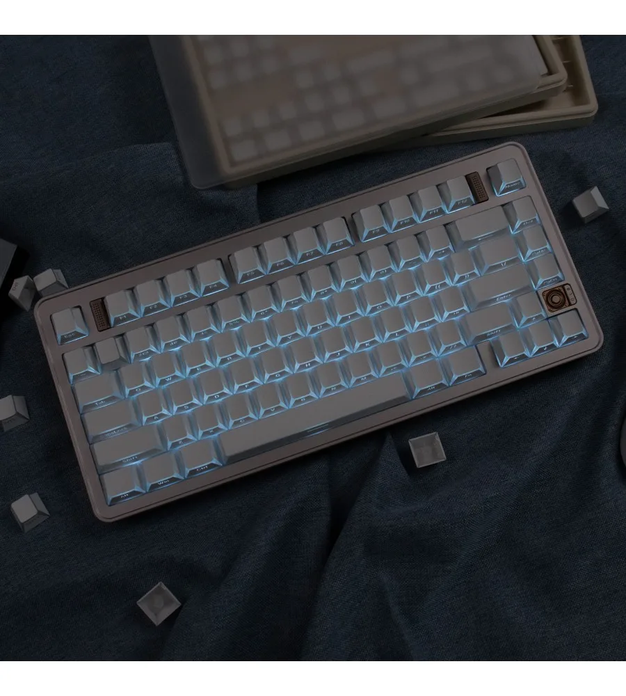 Folded edges and corners 3.0 keycap light-transmitting white PBT two-color injection molding original high-precision woting
