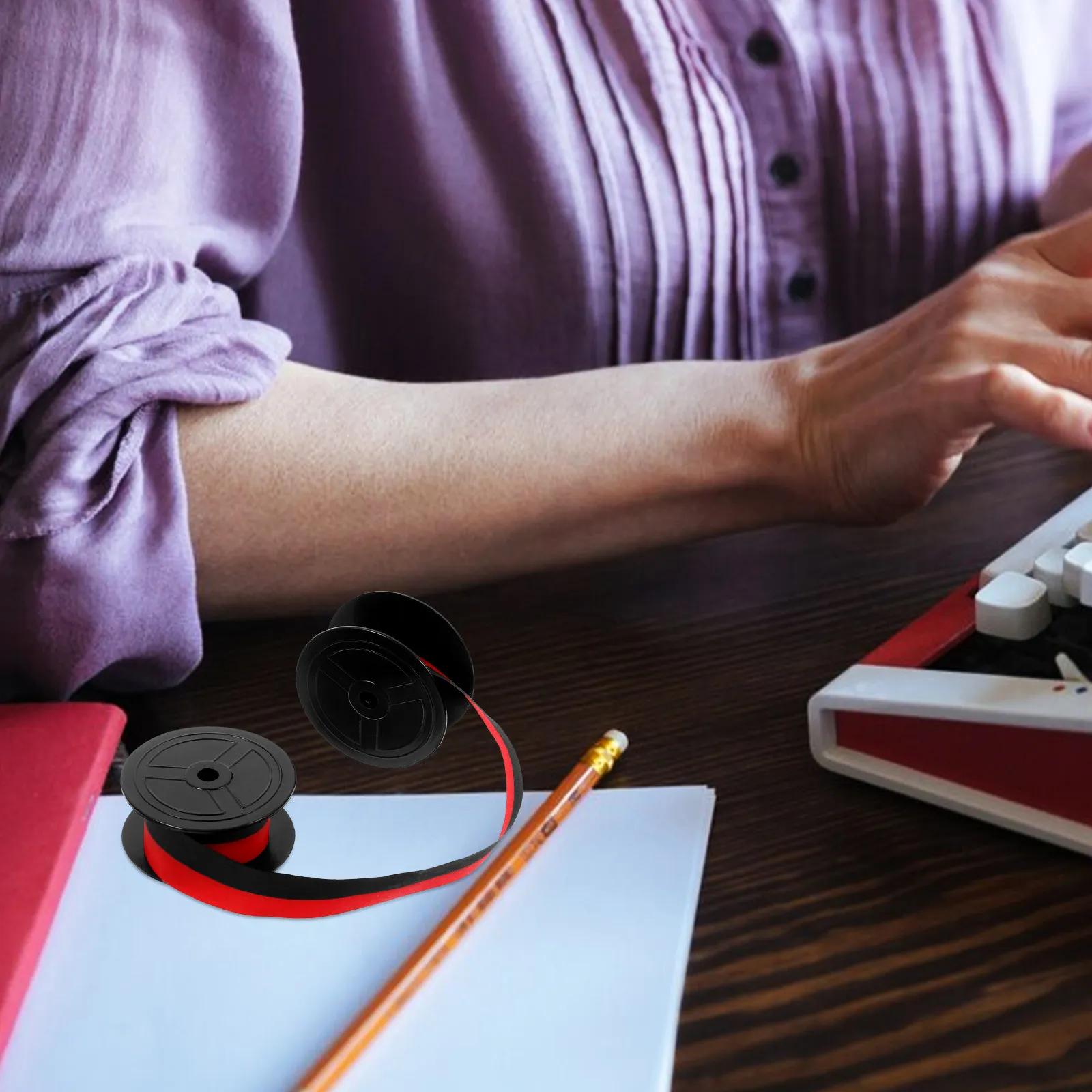 

Двухцветная лента для пишущих машинок, универсальная замена для ручных офисных пишущих машинок Gr24 Gr41 Gr51 Stardp8340 1231P