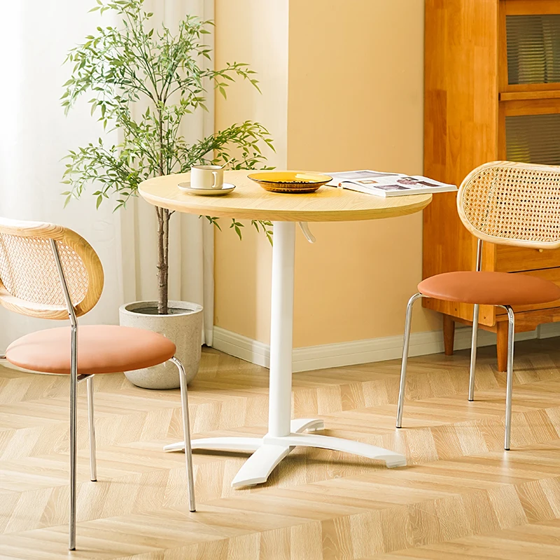Nordic solid wood table, minimalist commercial hotel, milk tea shop, dining room, round casual negotiation foldable coffee table