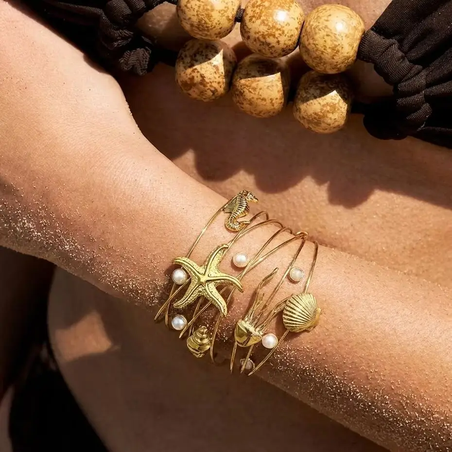 Stainless Steel Line Starfish Shell Cuff Bangles for Women Men Gold Color Cute Jellyfish Animal Bangles Summer Holiday Jewelry