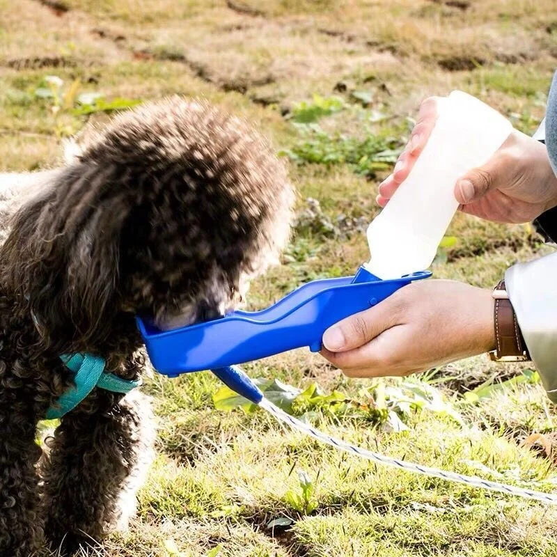 Portable Pet Dog Water Bottle Travel Cup Outdoor Feeder Dispenser Drinking Bowl for Small Large Dogs Puppies And Cats