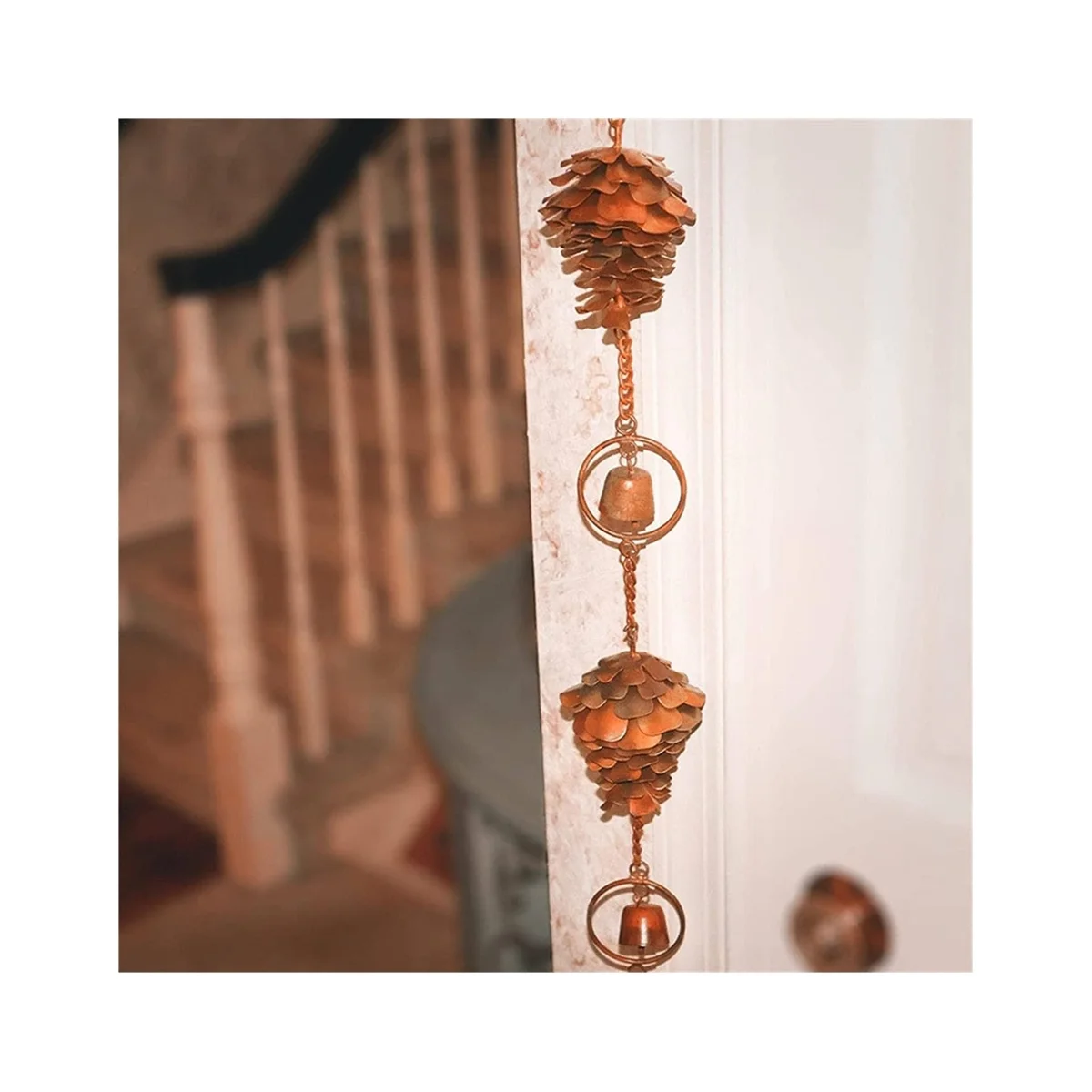 소나무 콘 모양의 레인 체인, 고대 그래피티 소나무 콘 장식 행잉 체인, 금속 다리미 종